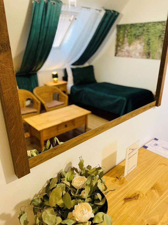 Hotel Marcincak*** Микулов Екстериор снимка