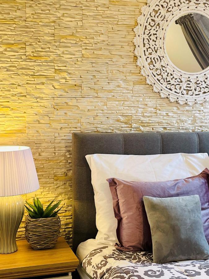 Hotel Marcincak*** Микулов Екстериор снимка